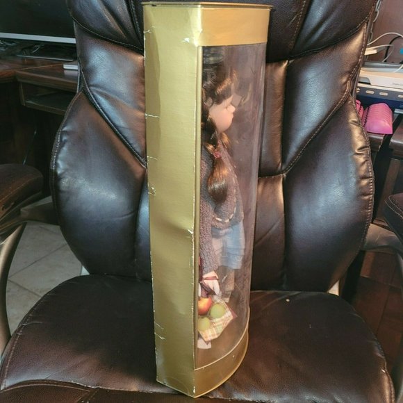 RARE Hard to Find New, Never Opened Collectible Memories Porcelain Doll "Kari" - Picture 3 of 6